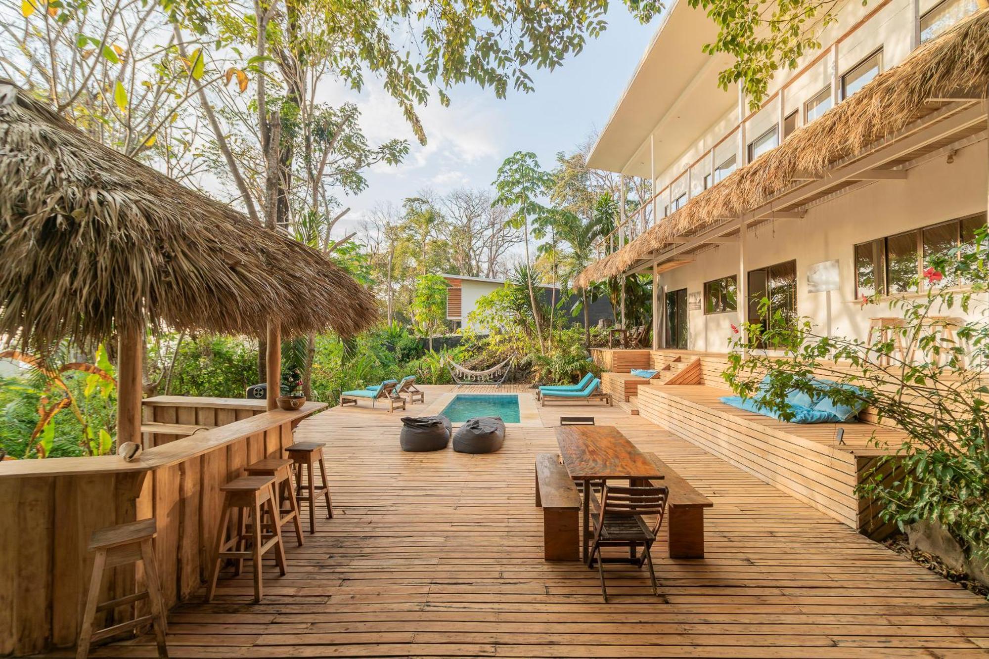 La Sana Surf Hotel, New Management, Few Mn Drive To The Beach Playa Santa Teresa  Exterior photo